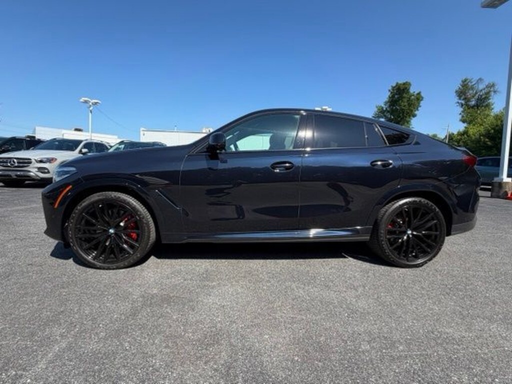 Used 2023 BMW X6 xDrive40i AWD SUV