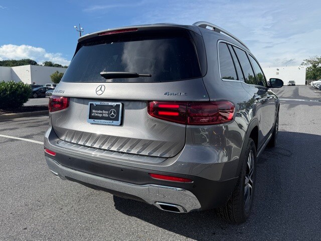 2025 Mercedes Benz GLB 250 4MATIC photo 2