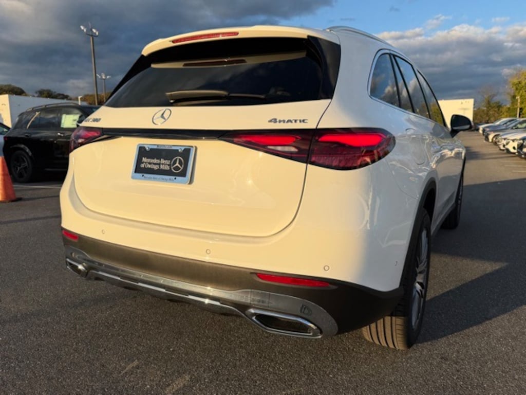 New 2026 Mercedes-Benz GLC 300 4MATIC SUV
