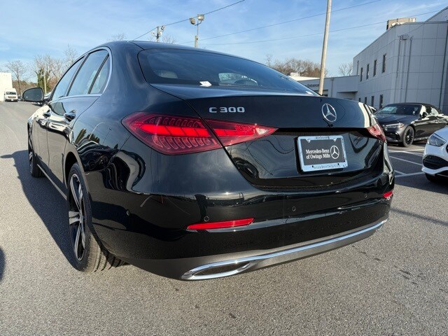 2025 Mercedes Benz C 300 4MATIC Sedan photo 4