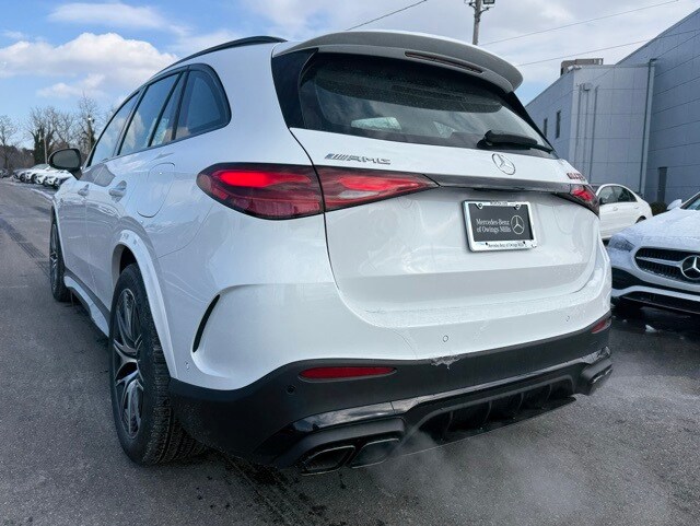 2025 Mercedes Benz GLC AMG 63 photo 4