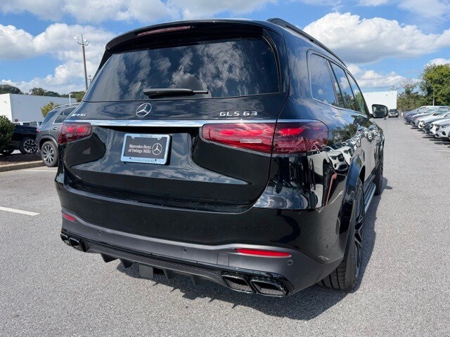 2026 Mercedes Benz GLS AMG 63 4MATIC photo 3