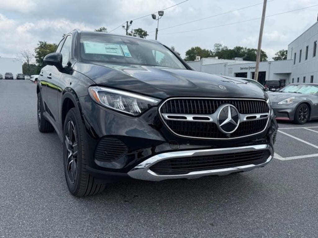 New 2027 Mercedes-Benz GLC 4MATIC SUV