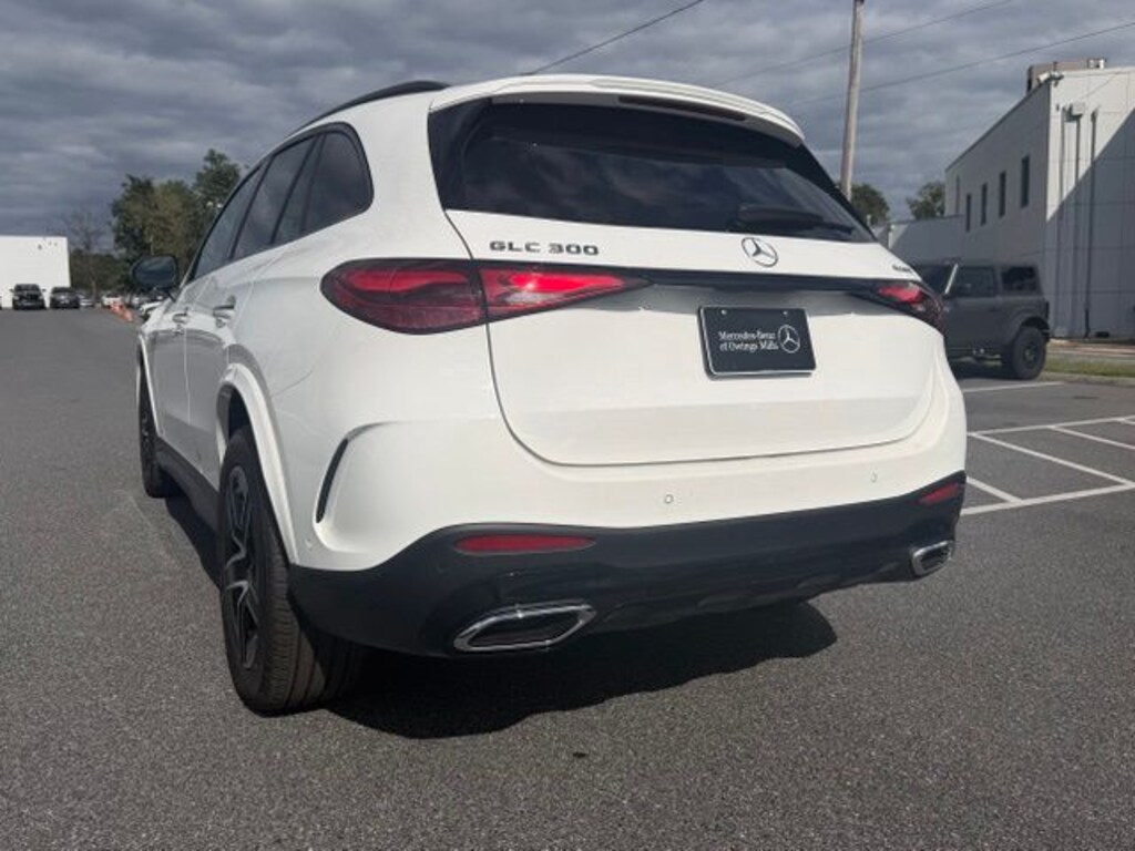New 2027 Mercedes-Benz GLC 300 4MATIC SUV