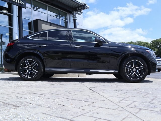 2024 Mercedes Benz GLC 300 Coupe 4MATIC photo 4