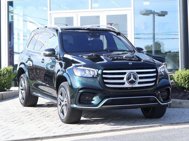 2024 Mercedes Benz GLS 450 4MATIC photo 2
