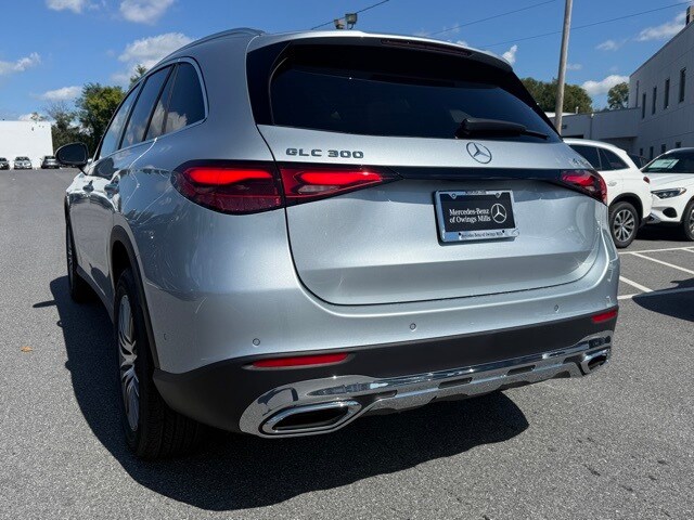 2026 Mercedes Benz GLC 300 4MATIC photo 4