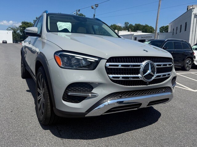 2026 Mercedes Benz GLE 350 4MATIC photo 2
