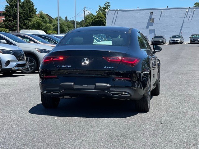 2025 Mercedes Benz CLA 250 4MATIC photo 3