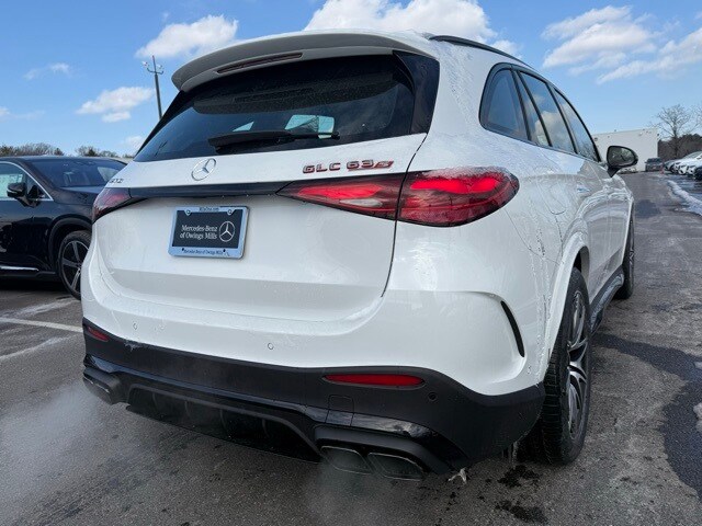 2025 Mercedes Benz GLC AMG 63 photo 3
