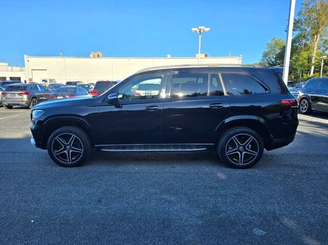 2022 Mercedes Benz GLS 450 4MATIC photo 3