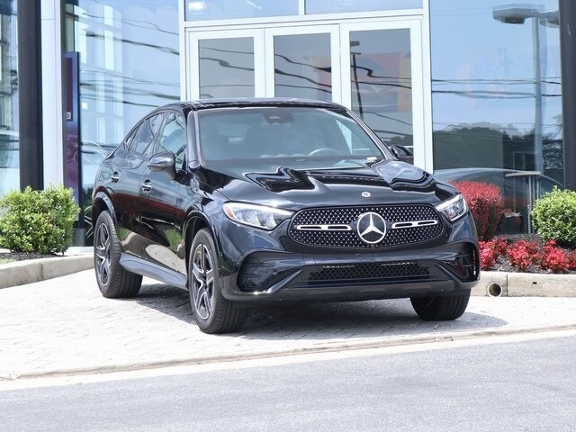 2024 Mercedes Benz GLC 300 Coupe 4MATIC photo 3