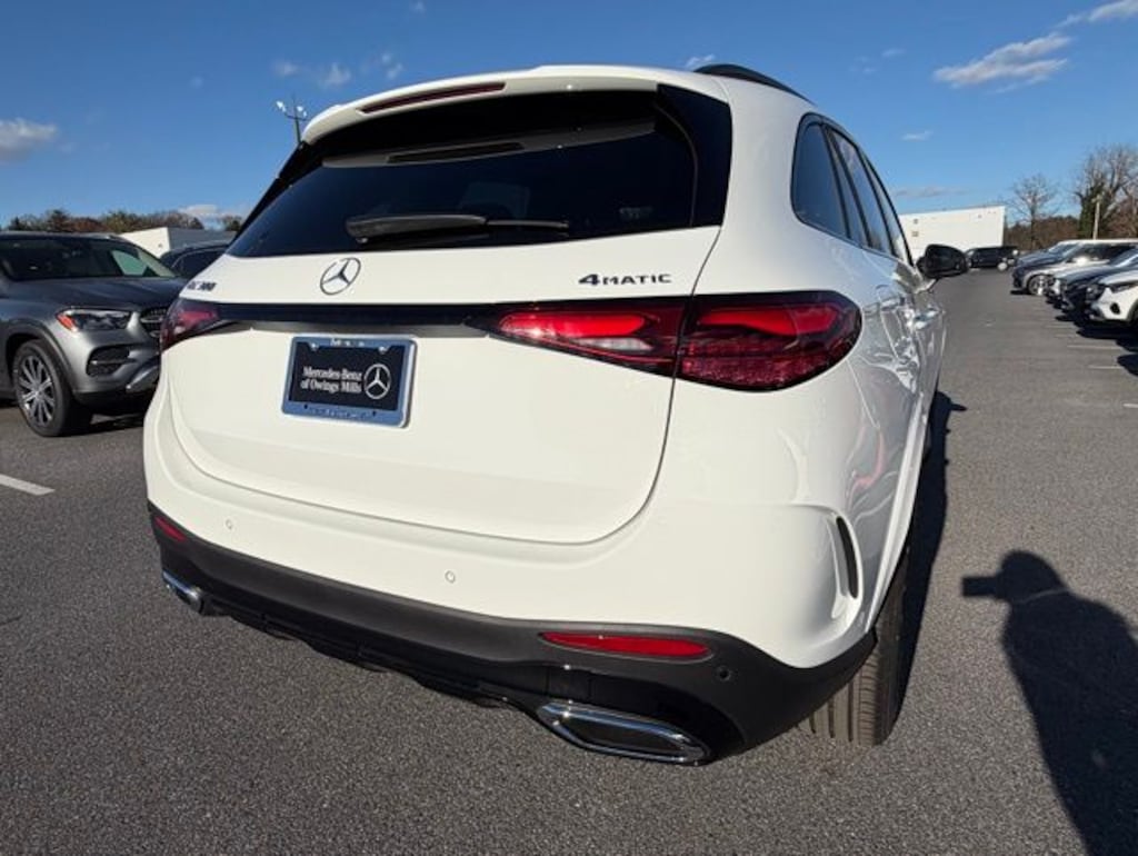 New 2026 Mercedes-Benz GLC 300 4MATIC SUV