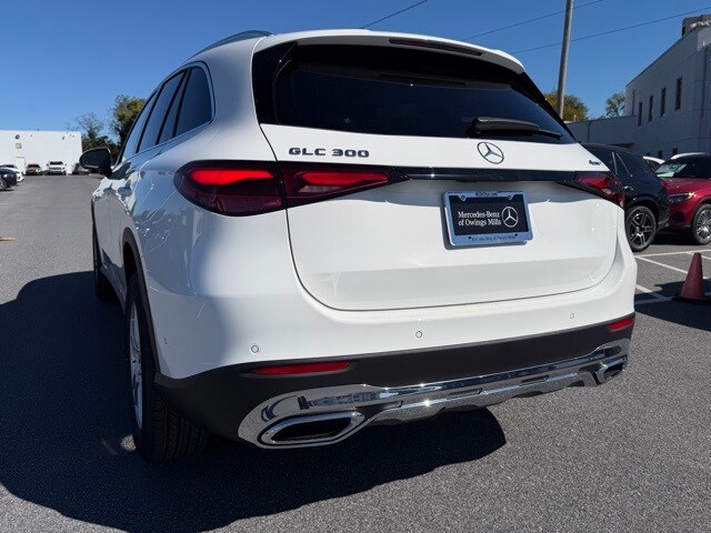 2026 Mercedes Benz GLC 300 4MATIC photo 3