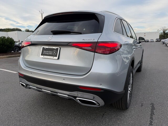 2026 Mercedes Benz GLC 300 4MATIC photo 3