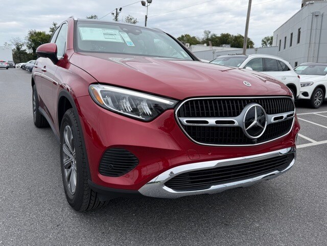 2026 Mercedes Benz GLC 300 4MATIC photo 2