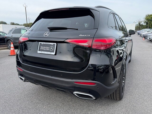 2026 Mercedes Benz GLC 300 4MATIC photo 3