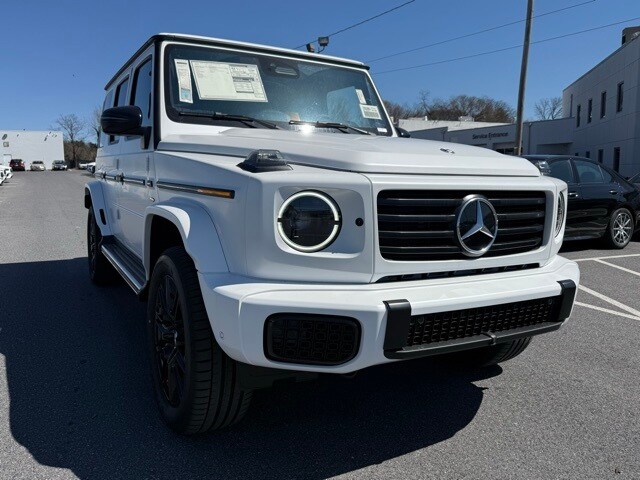 2025 Mercedes Benz G photo 2