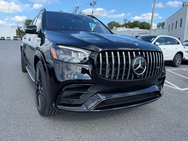 2026 Mercedes Benz GLS AMG 63 4MATIC photo 2