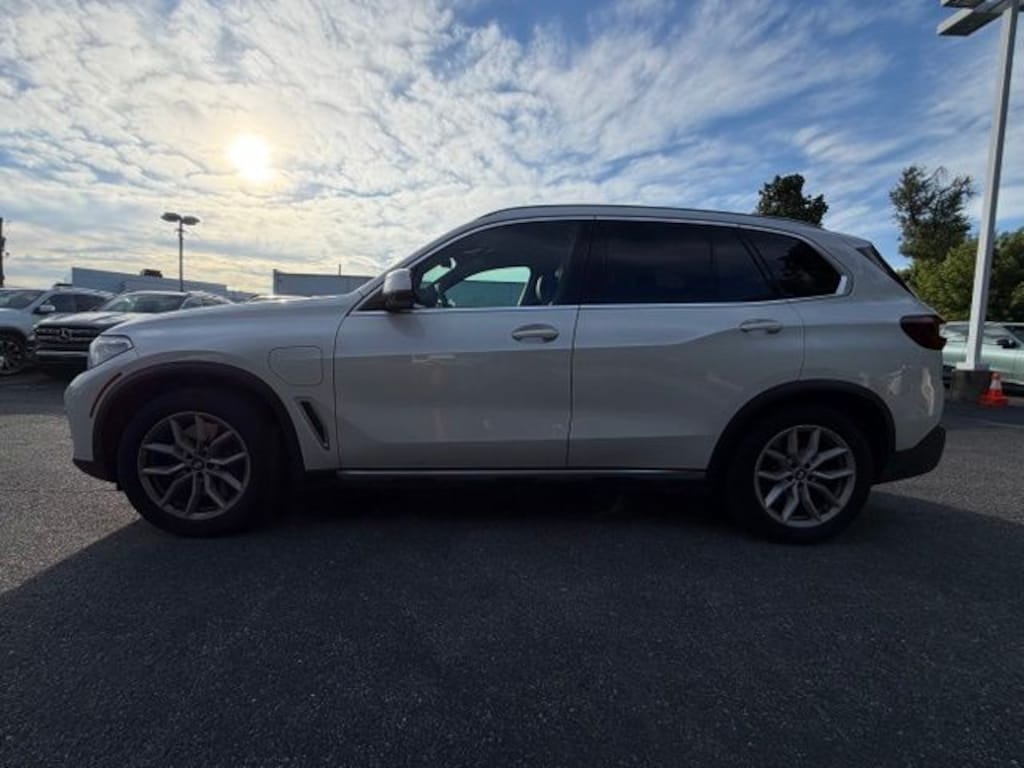 Used 2021 BMW X5 PHEV xDrive45e AWD SUV