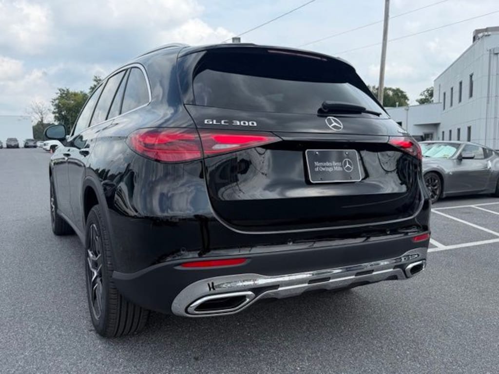 New 2027 Mercedes-Benz GLC 4MATIC SUV