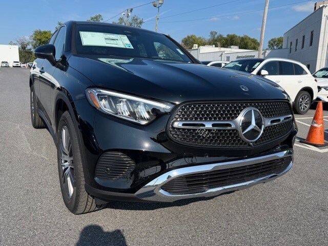 2026 Mercedes Benz GLC 300 4MATIC photo 2
