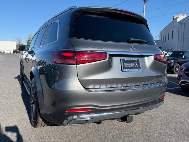 2026 Mercedes Benz GLS 450 4MATIC photo 4