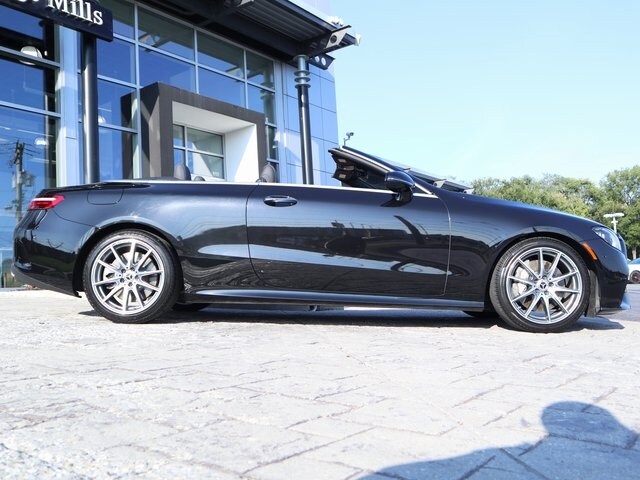 2022 Mercedes Benz E 450 photo 4