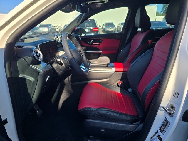 2024 Mercedes Benz GLC 43 AMG 4MATIC photo 2