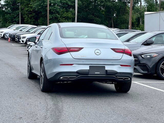 2025 Mercedes Benz CLA 250 4MATIC photo 3