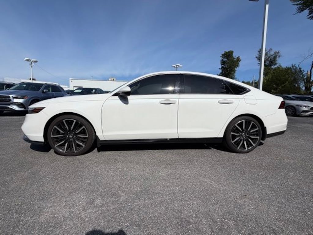 Used 2024 Honda Accord Hybrid Touring FWD Sedan