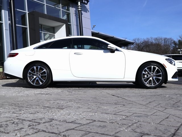 2023 Mercedes Benz E 450 4MATIC Coupe photo 4