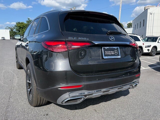2025 Mercedes Benz GLC 350e 4MATIC photo 3