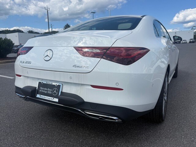 2025 Mercedes Benz CLA 250 4MATIC photo 3