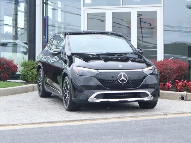 2025 Mercedes Benz 350 photo 3