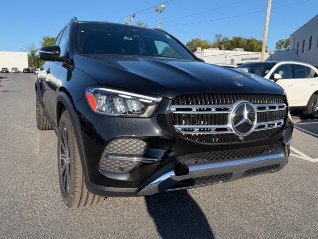 2026 Mercedes Benz GLE 350 4MATIC photo 2
