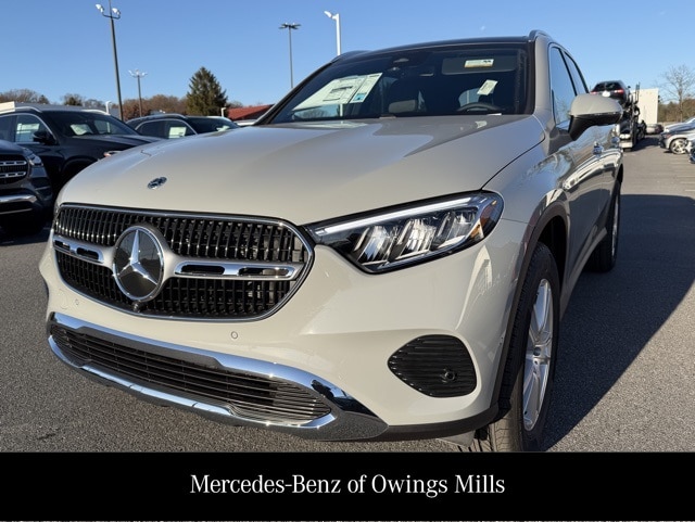 2026 Mercedes-Benz GLC Base's photo