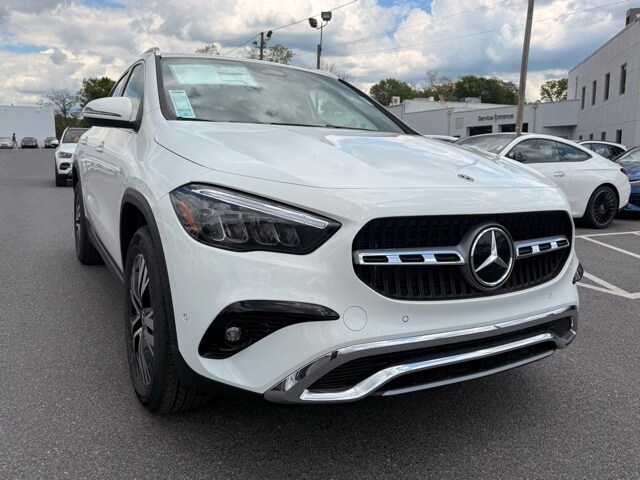2025 Mercedes Benz GLA 250 4MATIC photo 2