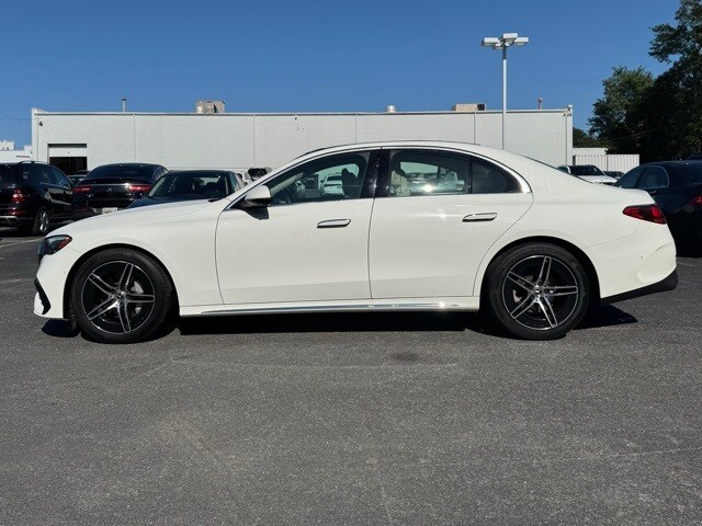 2024 Mercedes Benz E 350 4MATIC Sedan photo 3