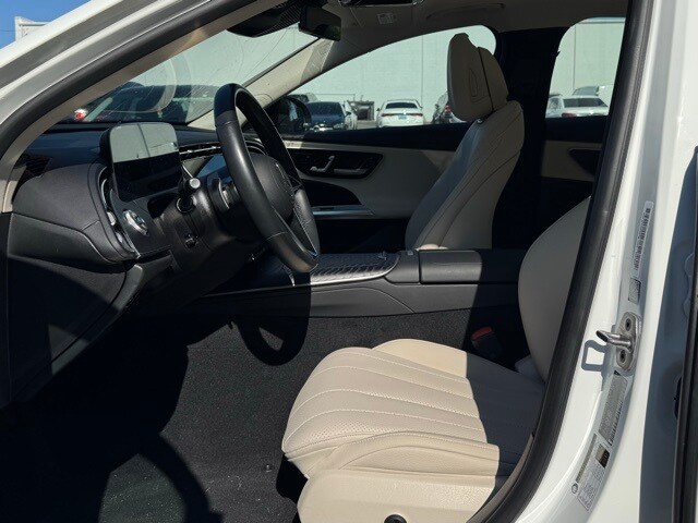 2024 Mercedes Benz E 350 4MATIC Sedan photo 2