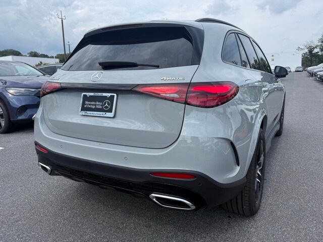 2026 Mercedes Benz GLC 300 4MATIC photo 2