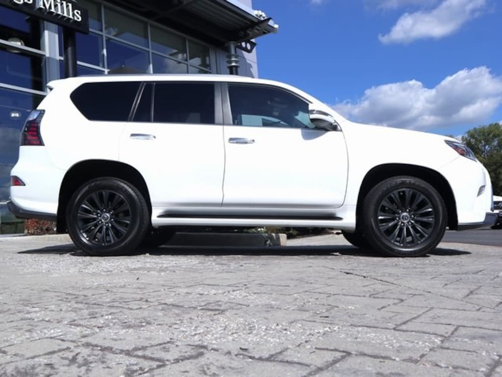 Used 2023 Lexus GX 460 4WD SUV