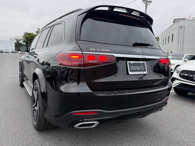 2026 Mercedes Benz GLS 450 4MATIC photo 4