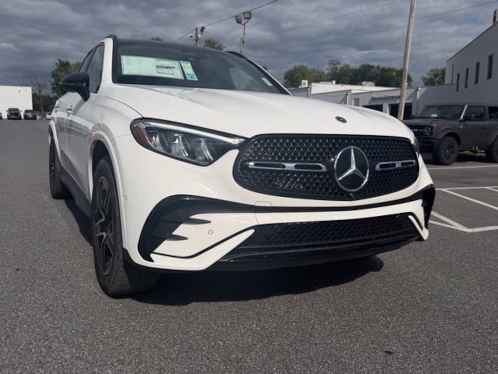 New 2027 Mercedes-Benz GLC 300 4MATIC SUV