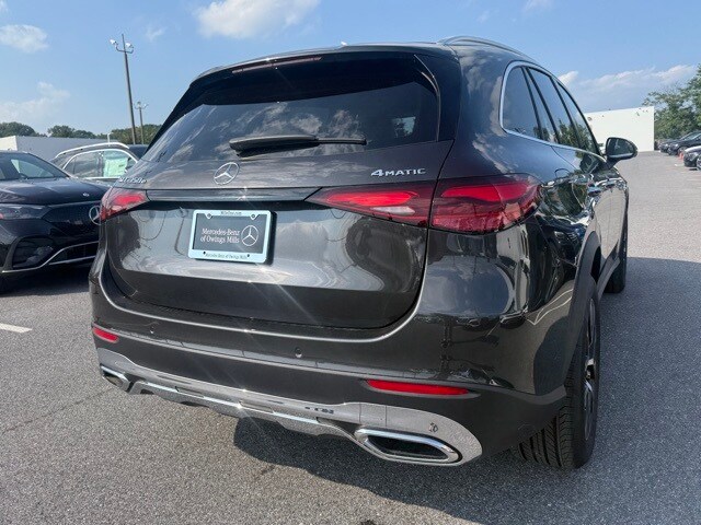 2025 Mercedes Benz GLC 350e 4MATIC photo 3