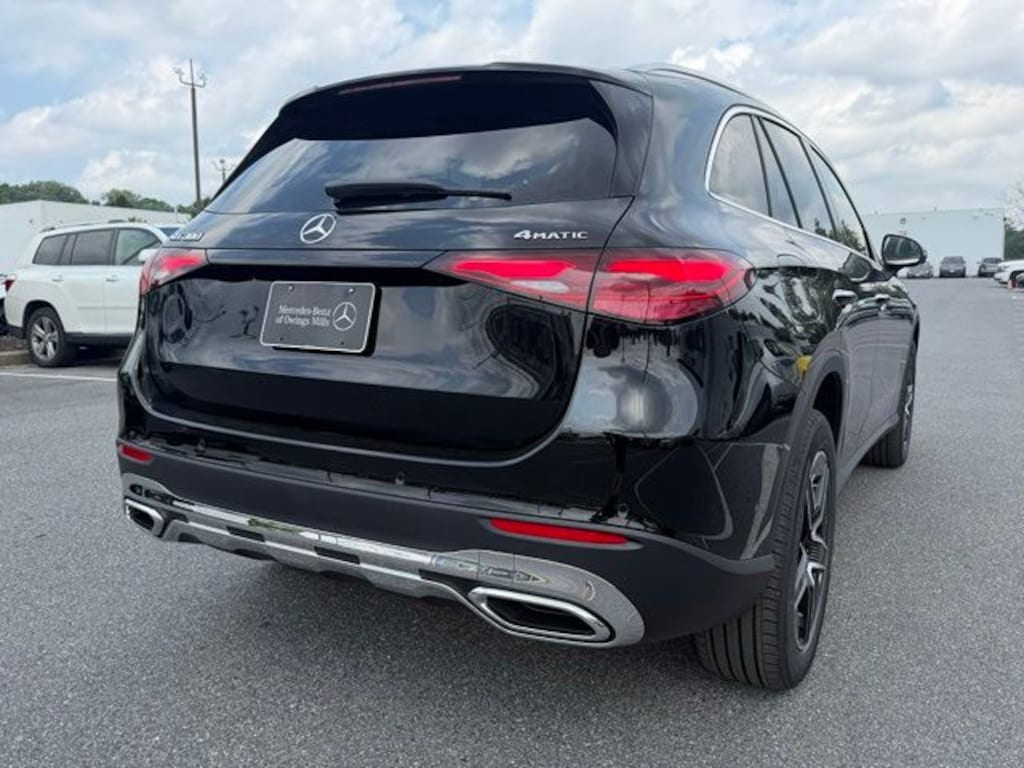 New 2027 Mercedes-Benz GLC 4MATIC SUV