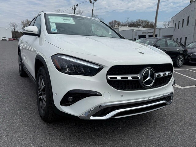 2025 Mercedes Benz GLA 250 4MATIC photo 2