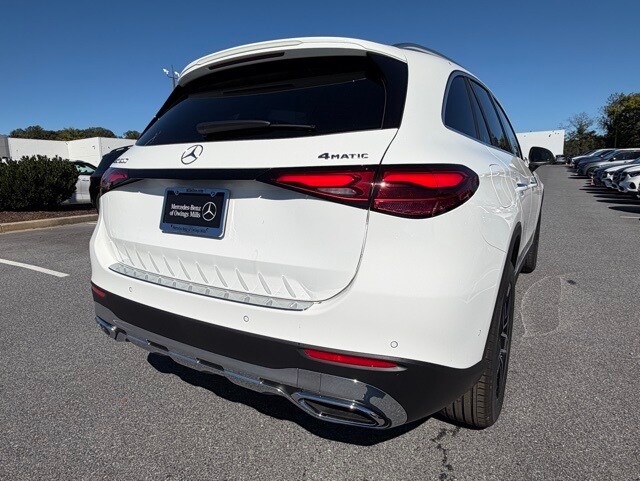 2026 Mercedes Benz GLC 300 4MATIC photo 2