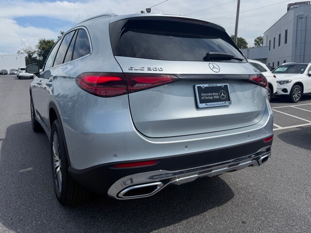 2026 Mercedes Benz GLC 300 4MATIC photo 3