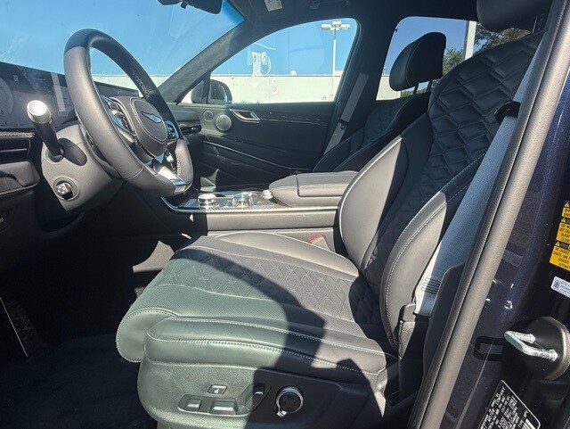 2025 Genesis GV80 Coupe 3.5T photo 2